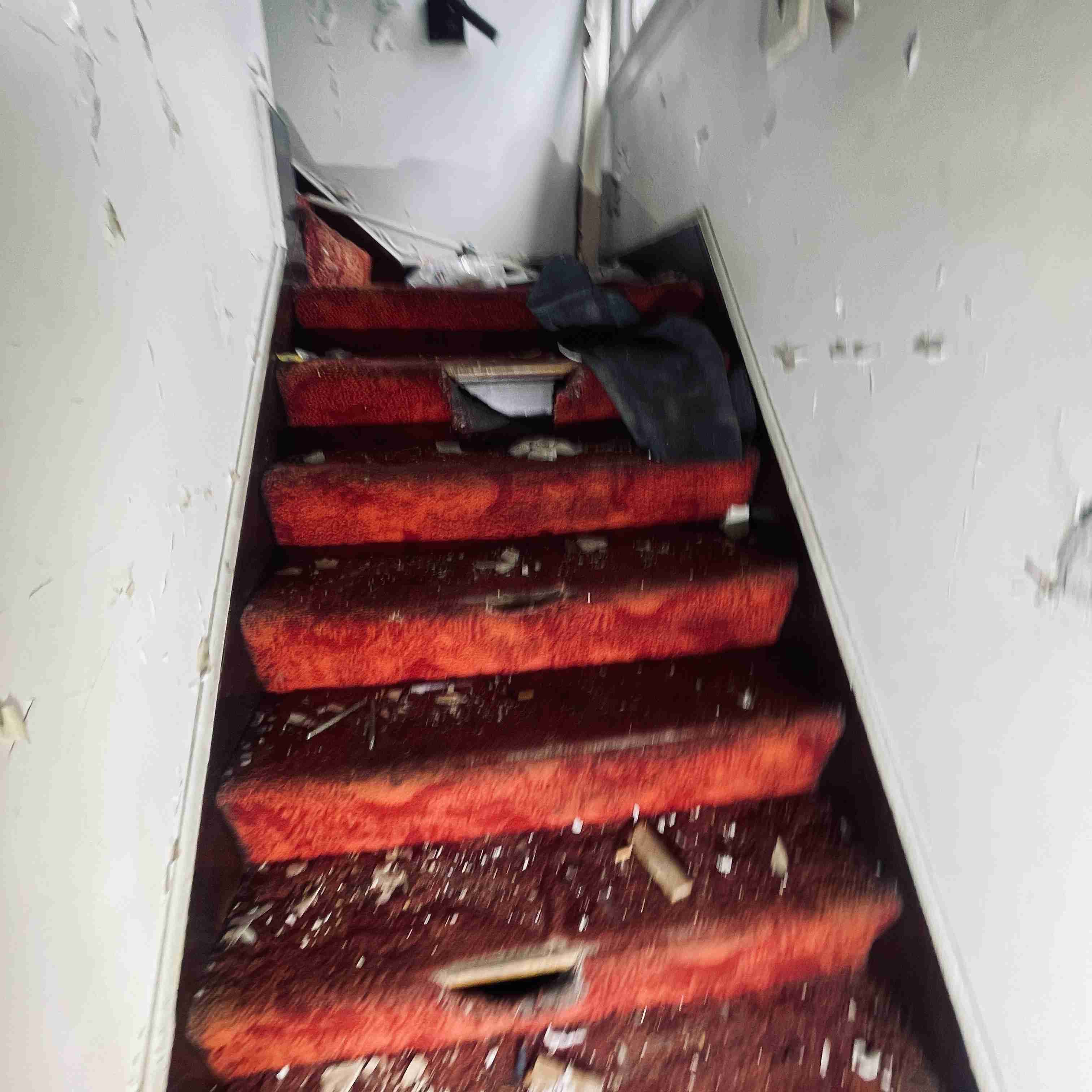 14044 Roselawn (38).jpg